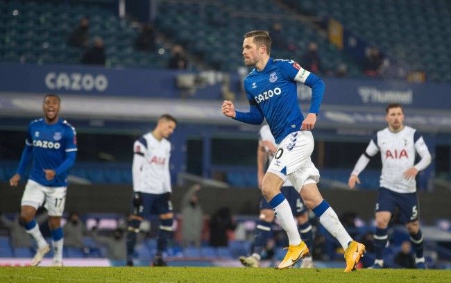 攻表现非常 攻表现非常