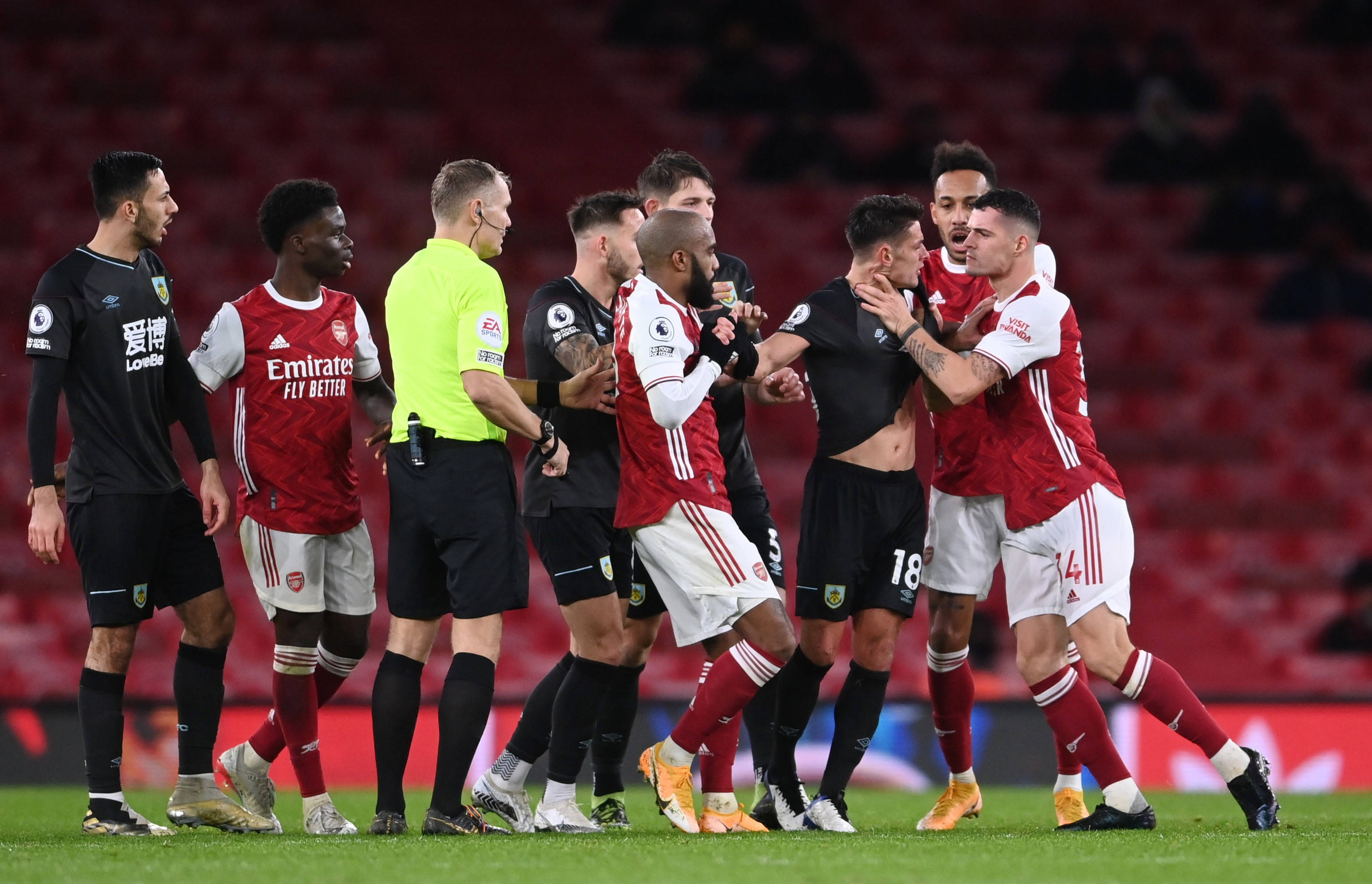 成为西蒙尼 成为西蒙尼